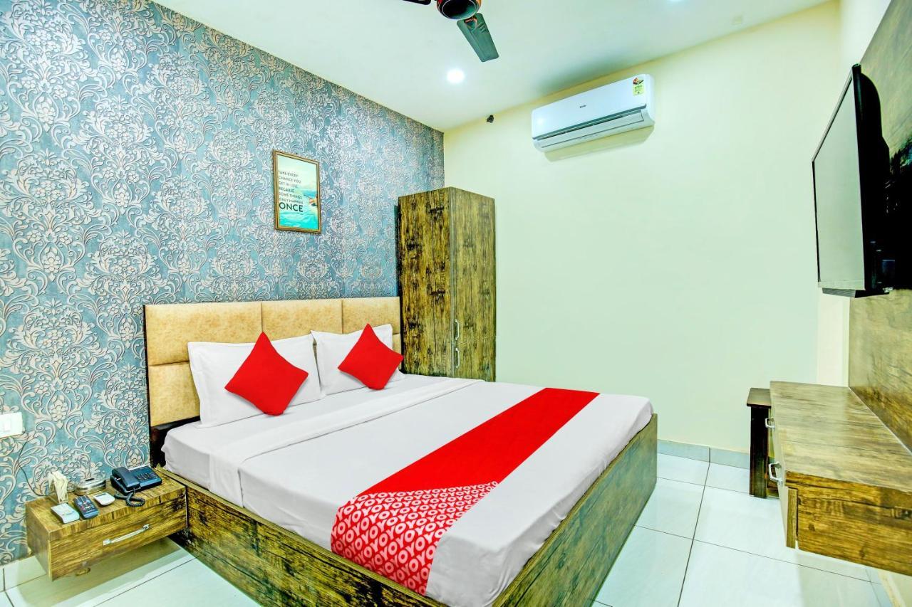 Hotel O Grace Villa Ludhiana Bagian luar foto