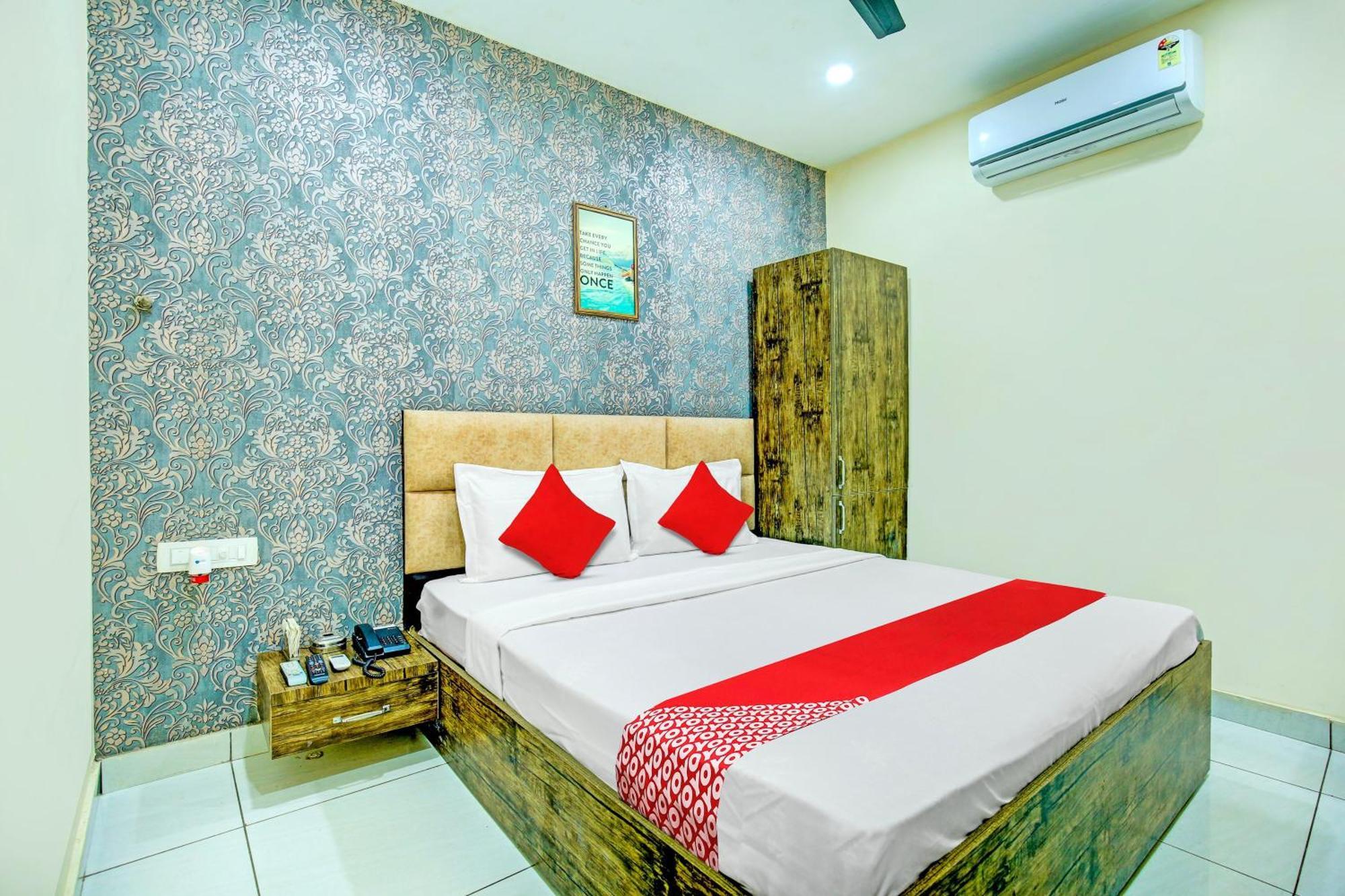 Hotel O Grace Villa Ludhiana Bagian luar foto