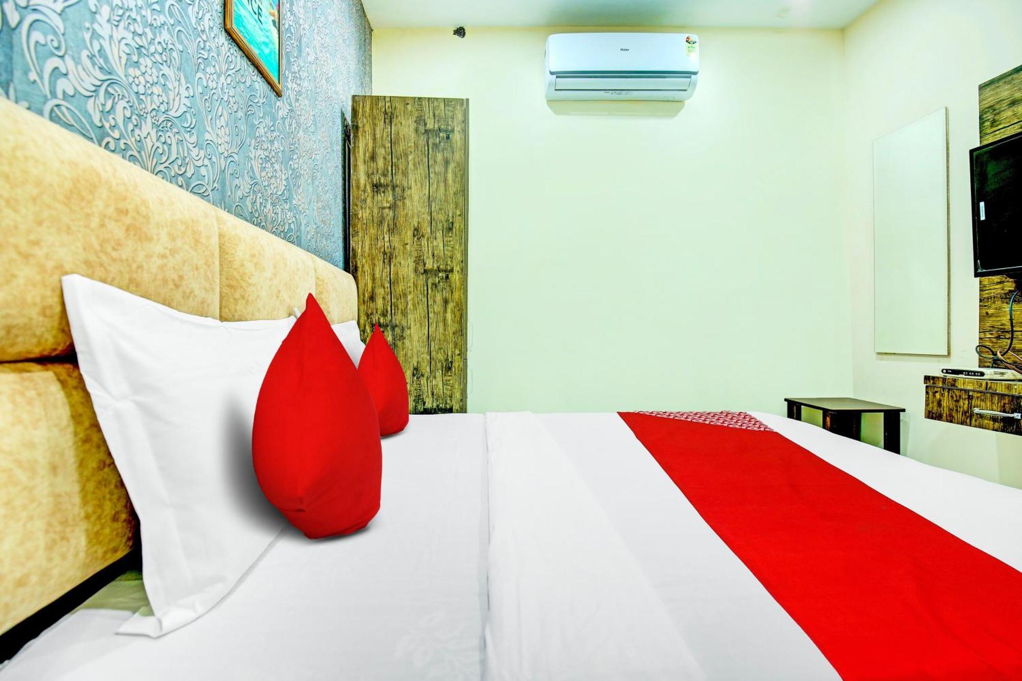 Hotel O Grace Villa Ludhiana Bagian luar foto